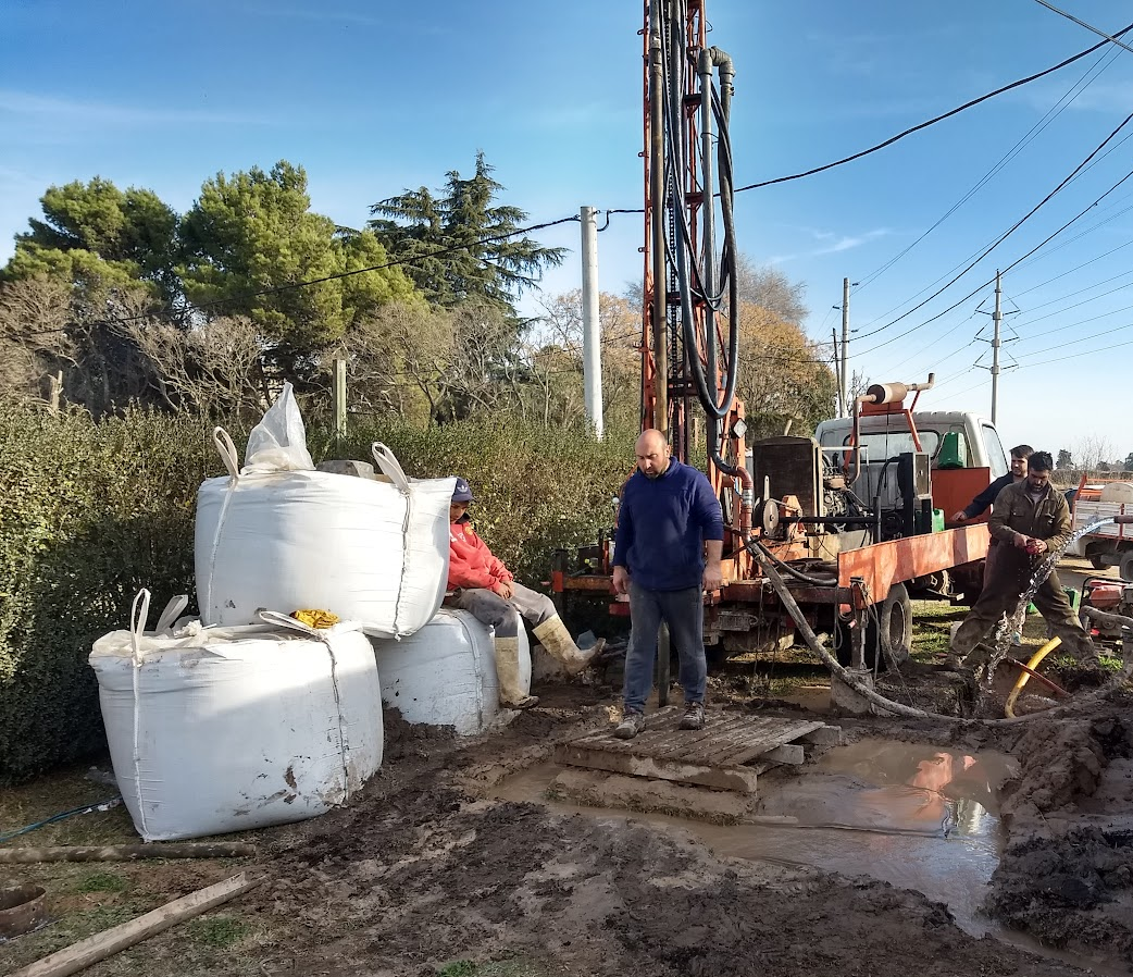 Pozos de captación de agua – Pozo y tablero